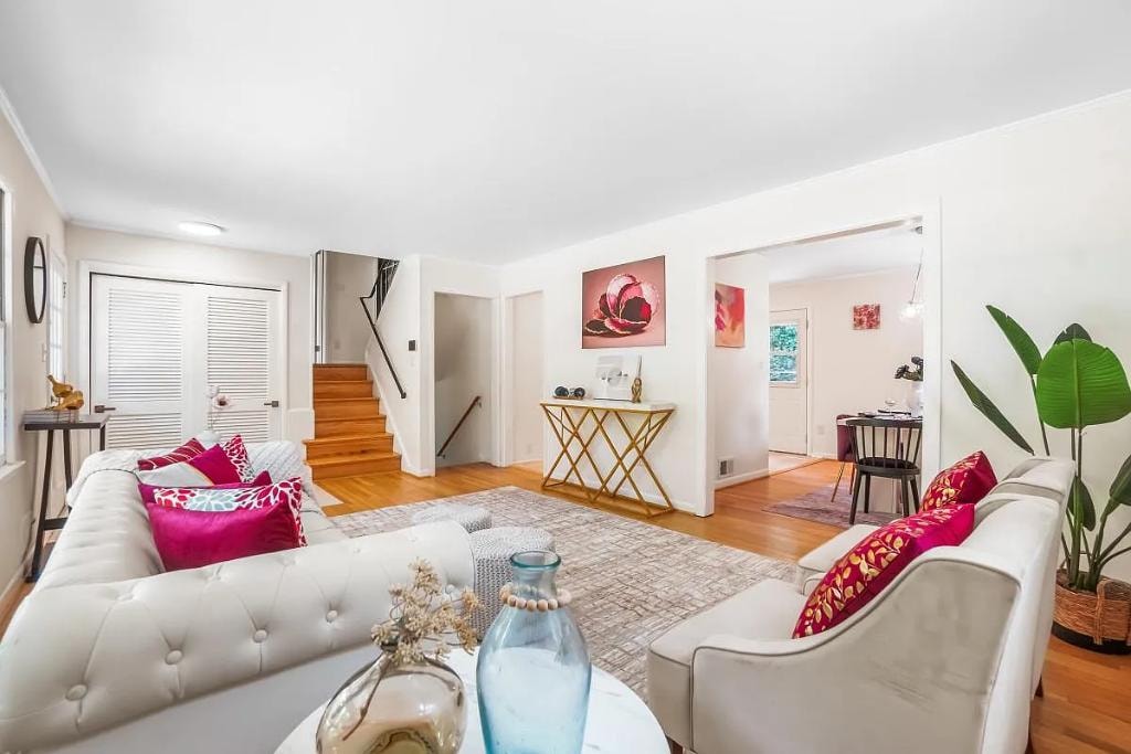 13410 Dowlais Dr. open living room